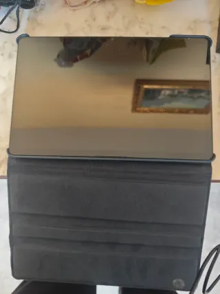 Tablet Lenovo Negra/Violeta