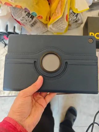 Tablet Lenovo Negra/Violeta