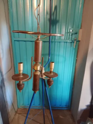 Candeeiro de teto antigo madeira e metal