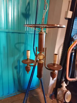 Candeeiro de teto antigo madeira e metal