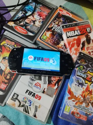 Console PSP Nera + 5 Giochi