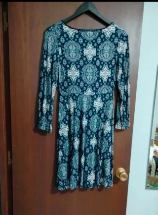 Vestido estampado azul y rosa