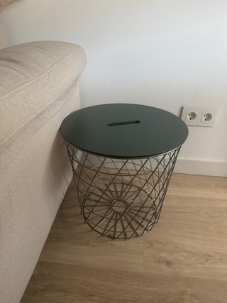 Mesa de almacenaje IKEA KVISTBRO verde