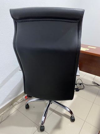 Sillón de escritorio reclinable negro