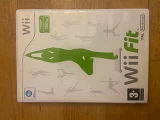 Nintendo Wii + Wii Fit + Balance Board