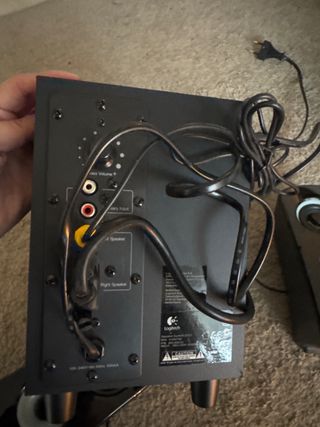 Logitech Stereo y Subwoofer Negro