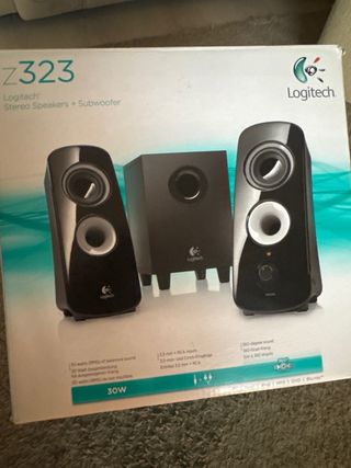 Logitech Stereo y Subwoofer Negro