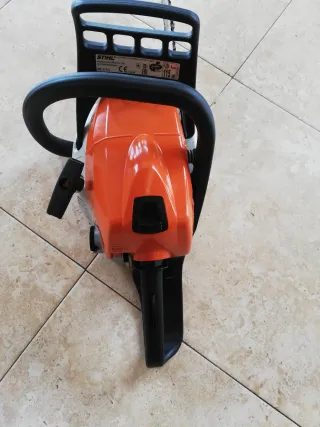 Motosierra Stihl MS 211 (40 cm)