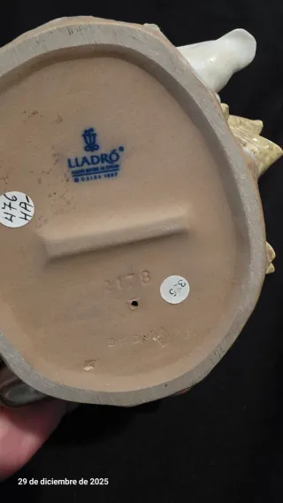 Figura porcelana Lladro pastorcilla con oca