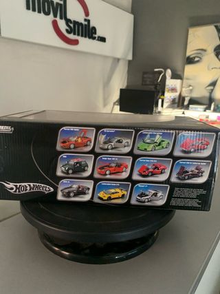 Hot Wheels Ferrari 550 Maranello 1:18