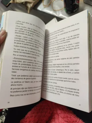 Los Futbolísimos 1: El misterio de los árbitros...
