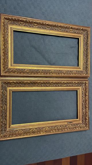 Marcos de madera antiguos dorados