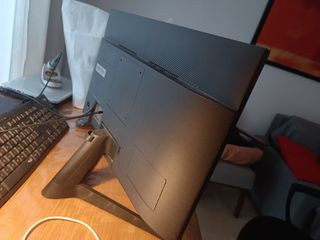 Monitor Samsung 24 LF24T352FHRXEN