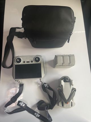 DJI Mini 3 Pro con Smart Control Drone
