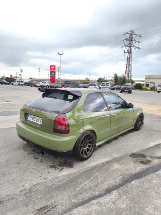 Honda Civic VTI ek4