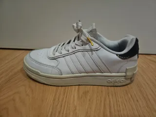 Tênis Adidas Branco