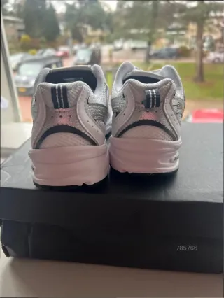 New Balance 530 Blancas Plata Azul