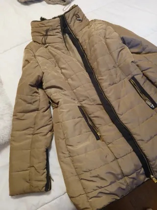 Abrigo Plumas Beige Talla 38