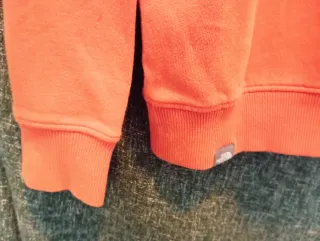 Sudadera The North Face Naranja y Morada