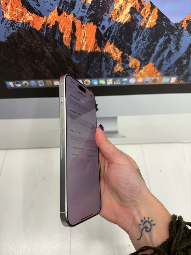 iPhone 16 Pro Max 512gb COMO NUEVO