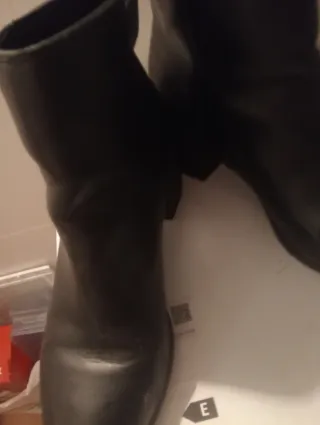 Botines negros mujer