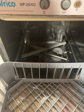 Lavavasos Infrico VP 2640