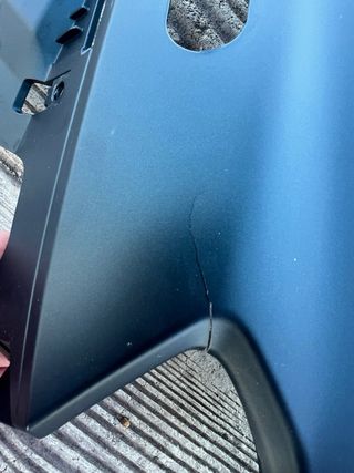 Tapa frontal izquierda Yamaha TMAX 560 2023