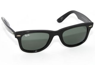 Gafas de Sol Ray-Ban Wayfarer Negras Deterioradas