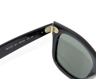 Gafas de Sol Ray-Ban Wayfarer Negras Deterioradas