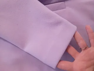 Abrigo morado de fiesta