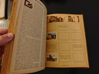 Álbum Cromos Curiosidades del Universo - Nestlé