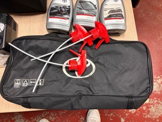 Kit Toyota Pulizia Auto e Gonfiaggio