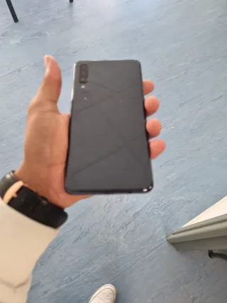 Samsung Galaxy A7 (2018) SM-A750FN