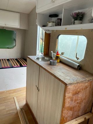 Caravana 750kg para restaurar