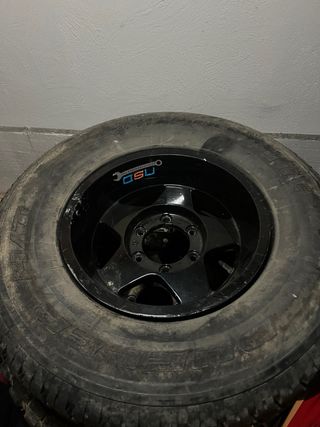 Llantas BFGoodrich Mud-Terrain 33