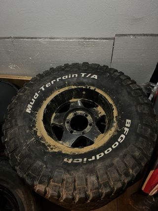 Llantas BFGoodrich Mud-Terrain 33