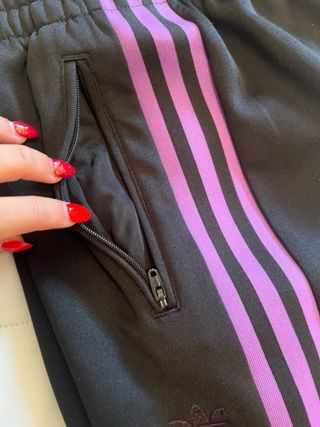 Pantalón Adidas Mujer Negro y Morado
