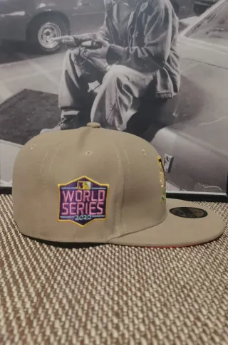 Gorra New Era 59Fifty LA Flores Beige Talla 7.1/4