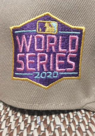 Gorra New Era 59Fifty LA Flores Beige Talla 7.1/4