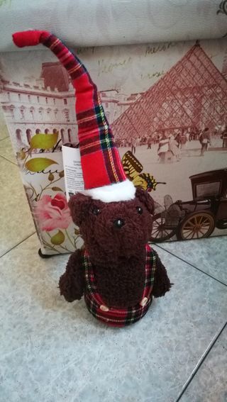 Orsetto marrone ferma porte a quadri