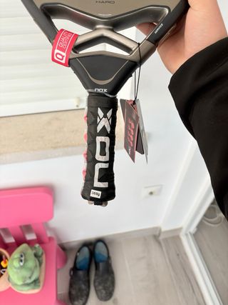 Pala de pádel NOX AT10 Pro Cup Hard 2026