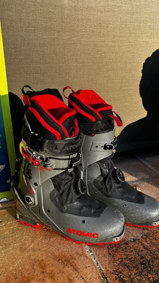 Esquís y Botas de Montaña