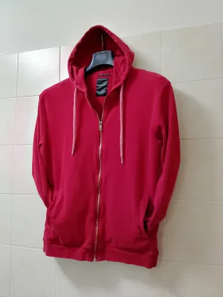 Felpa con cappuccio uomo