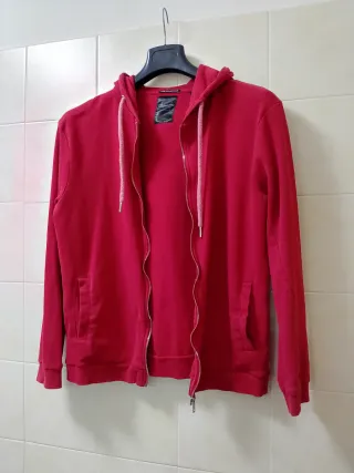 Felpa con cappuccio uomo