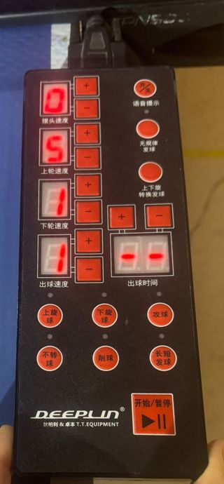 Robot Lanzabolas Profesional Tenis de Mesa