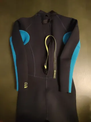 Neopreno Olaian Negro y Azul