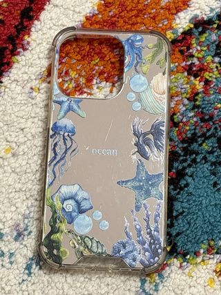 Capas iPhone 14 Pro - Mar e Estrelas