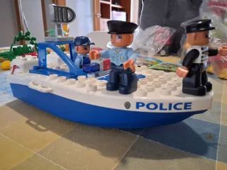 Lego Duplo Policía Coche y Barco