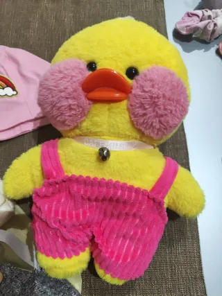 Peluche Pato Café Mimi con Accesorios