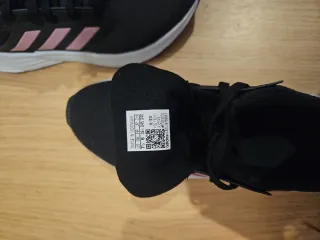 Tênis Adidas Preto e Rosa